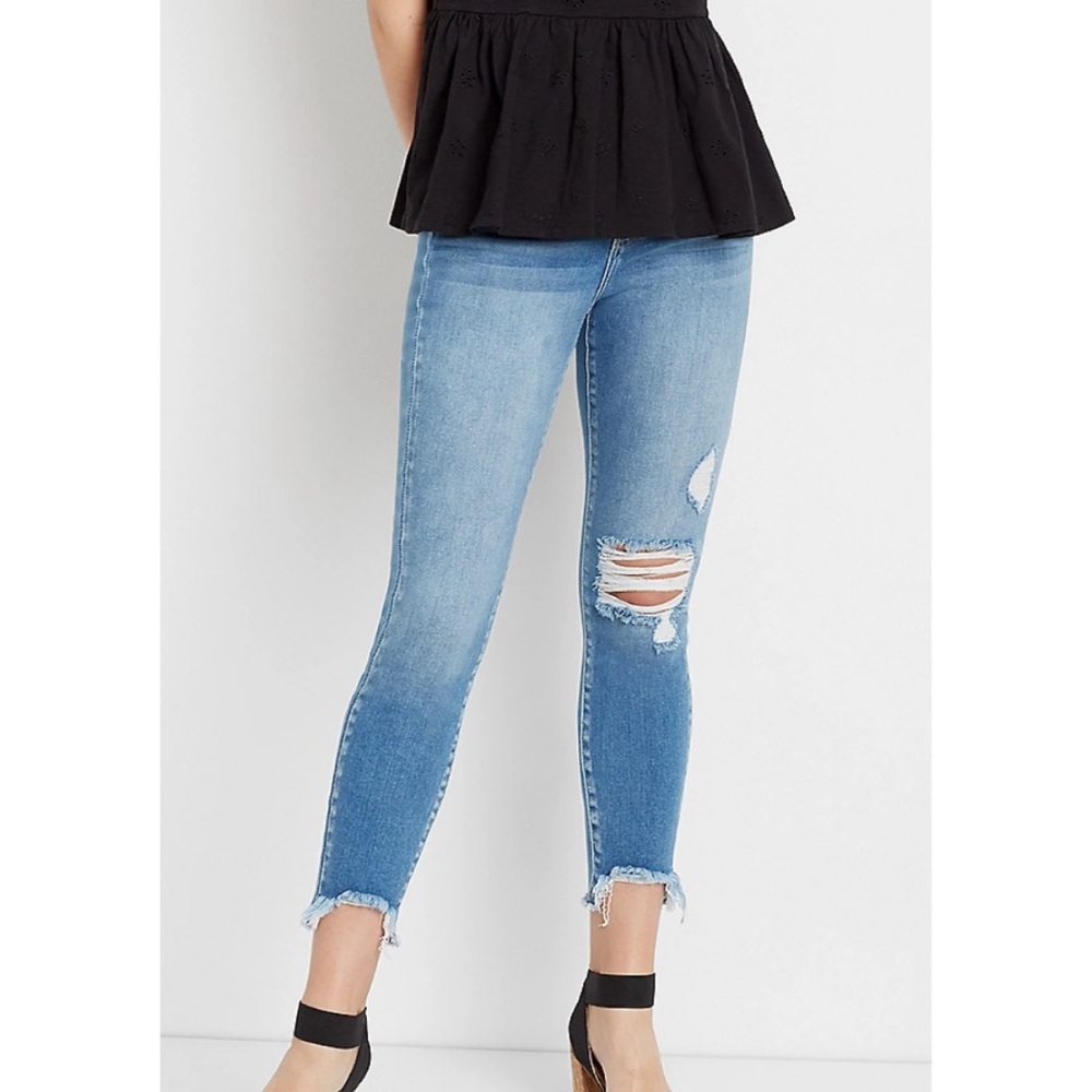 KanCan Vintage High Rise Medium Destructed Skinny Jean